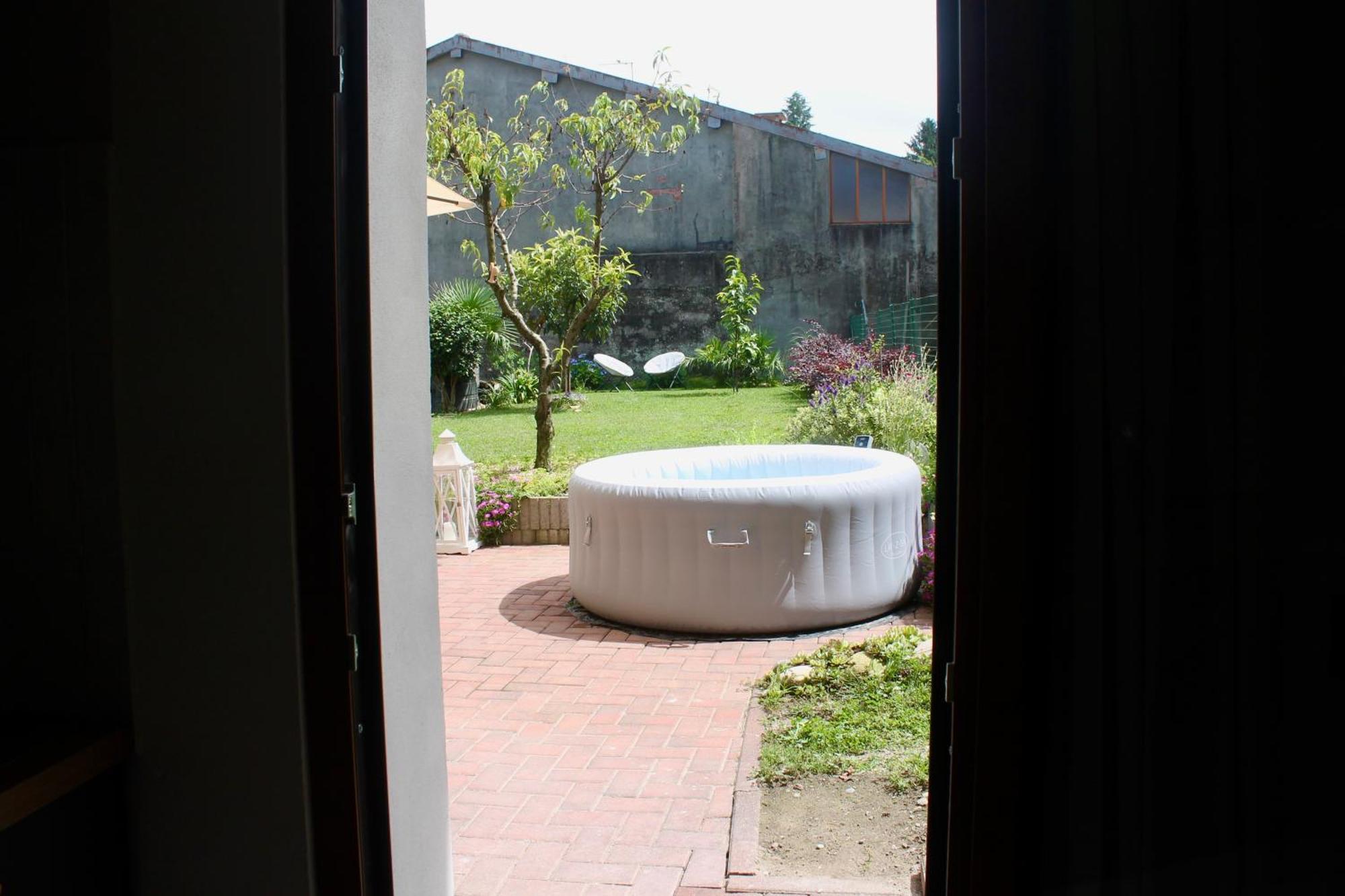 Borgo Ticino Il Cortile Del Borgoヴィラ エクステリア 写真