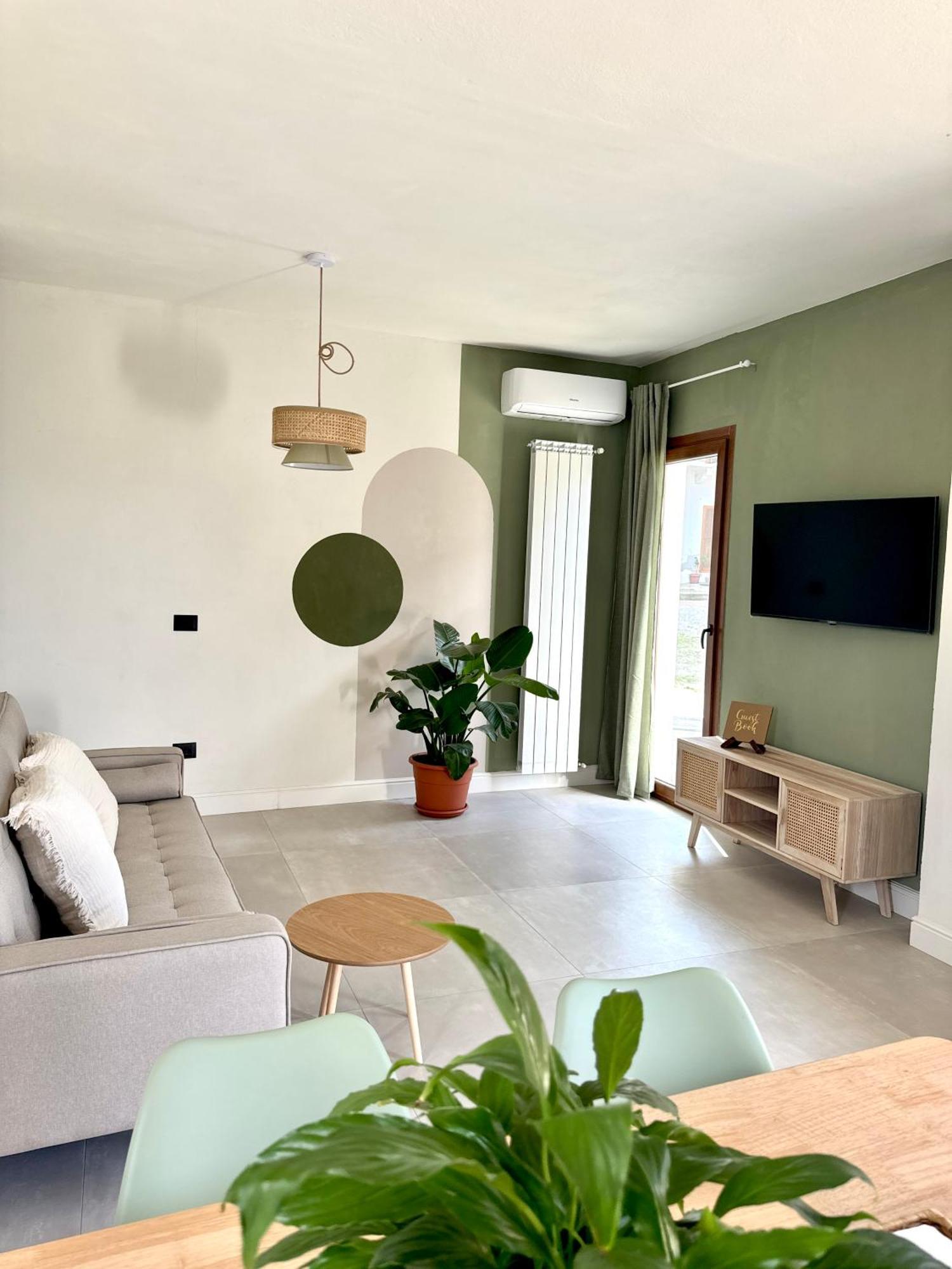 Borgo Ticino Il Cortile Del Borgoヴィラ エクステリア 写真