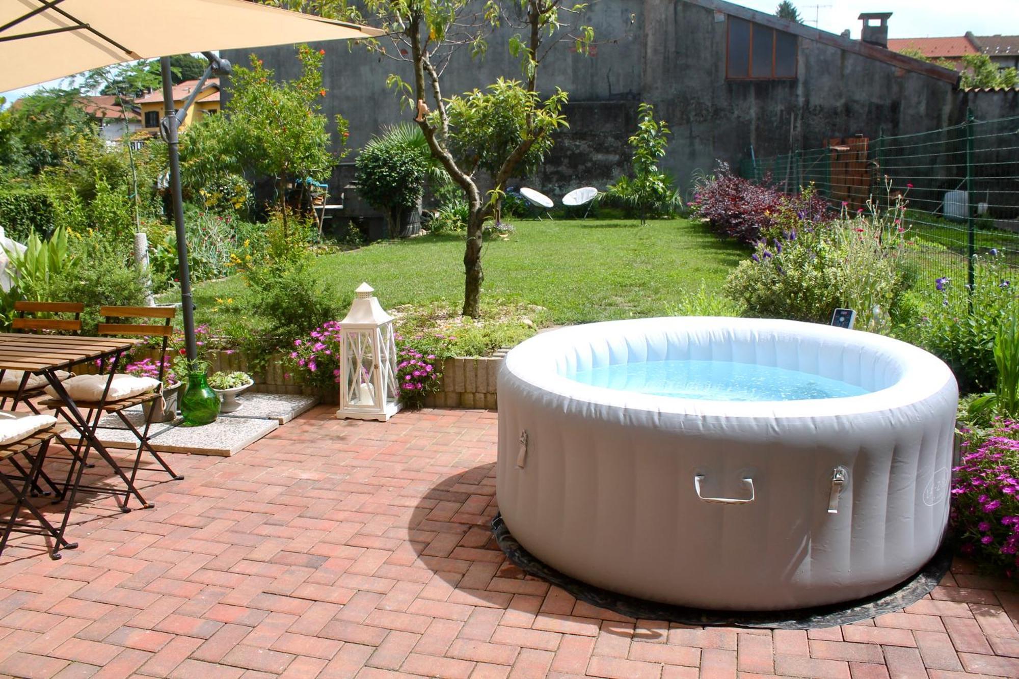 Borgo Ticino Il Cortile Del Borgoヴィラ エクステリア 写真